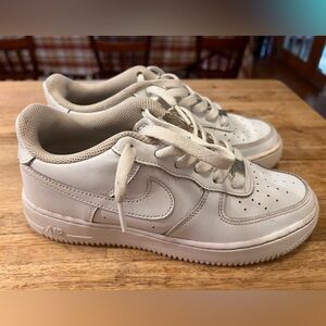 Nike Air Force size 6y youth